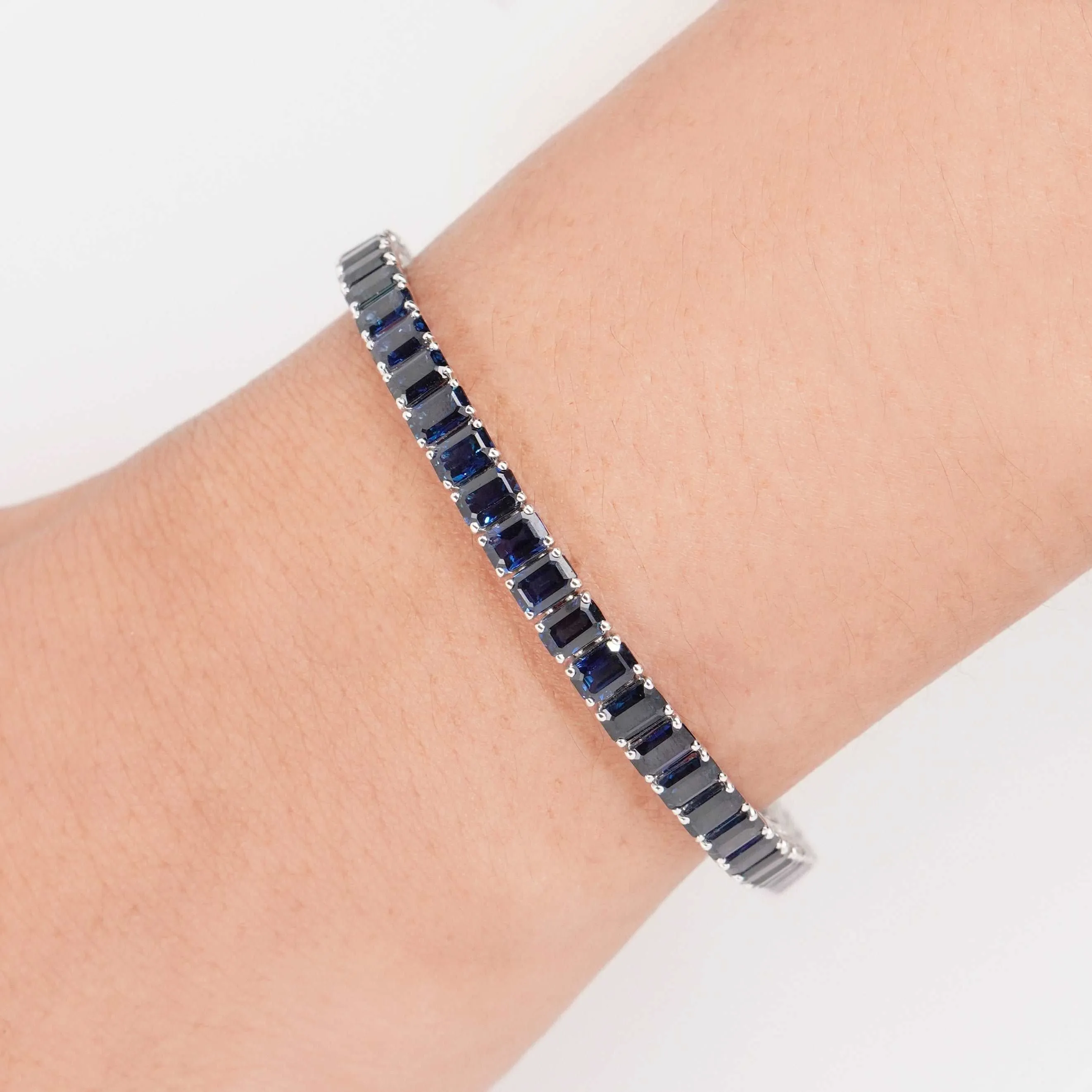 15.55 cts Octagon Blue Sapphire Tennis Bracelet